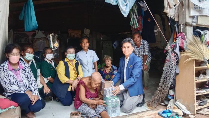 ออกเยี่ยมผู้มีภาวะพึ่งพิง